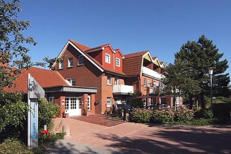 Hotel-Pension Stoertebeker Bensersiel Bagian luar foto